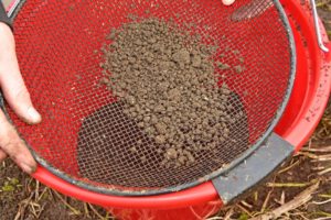 riddling your groundbait mix