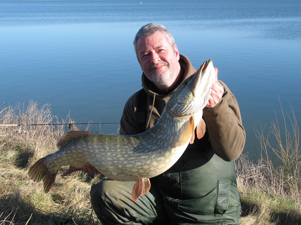 tony gibson pike fishing