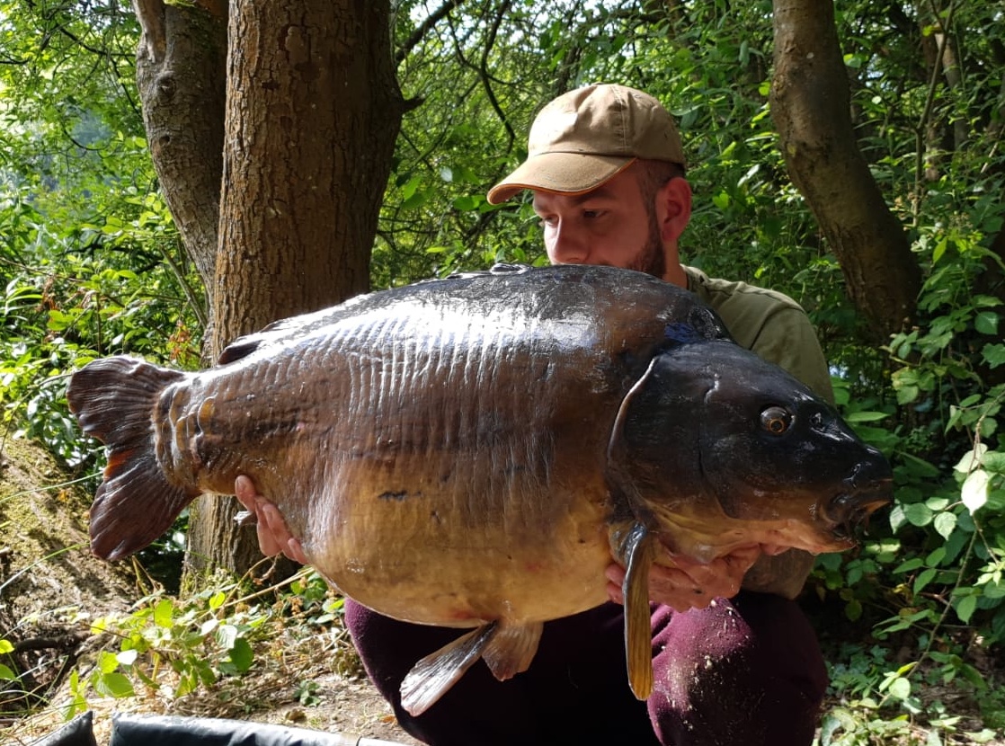 Surface Carp Fishing Tips With Jake Lund - Dynamite Baits