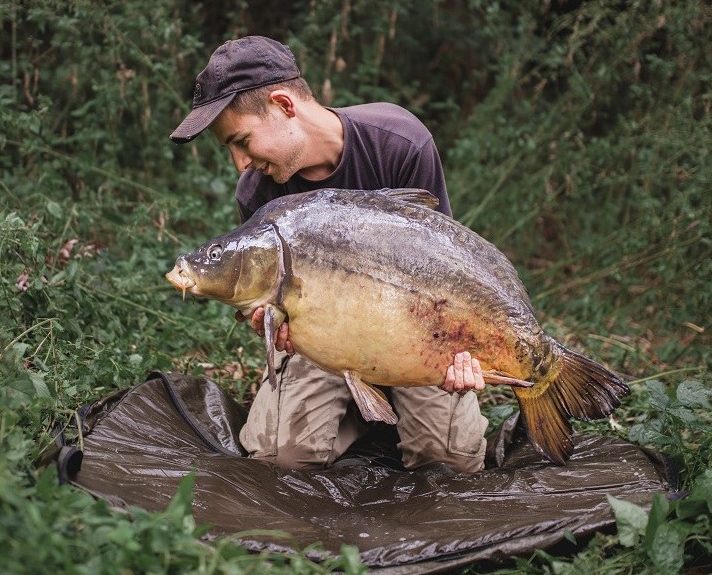 french carp fishing