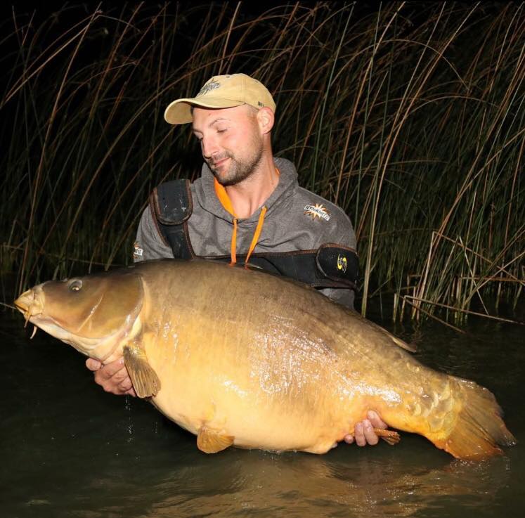 rene jauker 29.8kg wcc record fish on source and crave baits