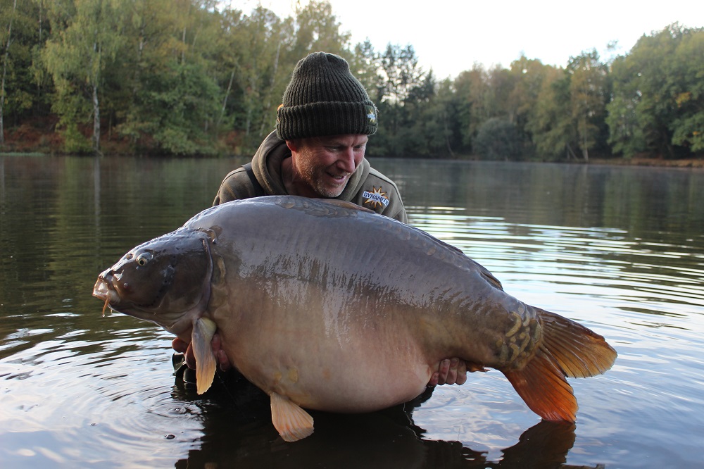 phil kingsbury 62lb french carp on monster tiger nut