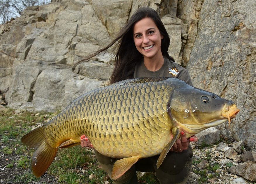 claudia darga french carp fishing trip