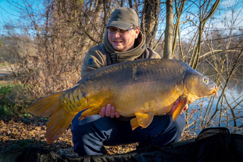 Kenny van den Neucker belgium carp 20mm Red Amo