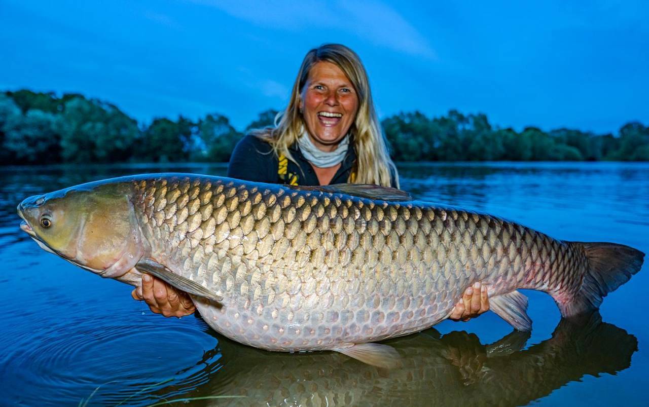 biggest grass carp ever caught